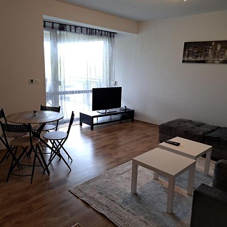 Apartman Zuzu Тренчин Екстер'єр фото