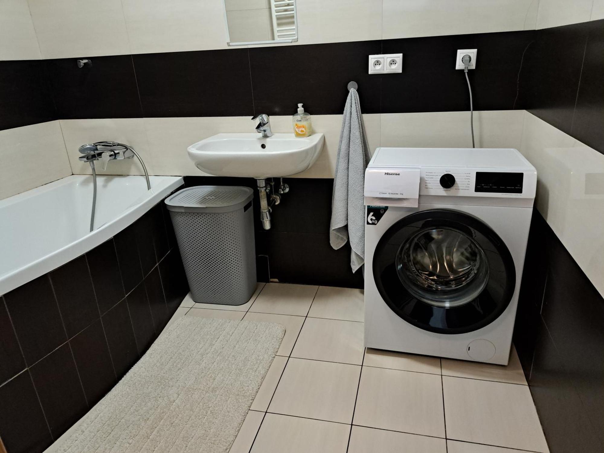 Apartman Zuzu Тренчин Екстер'єр фото